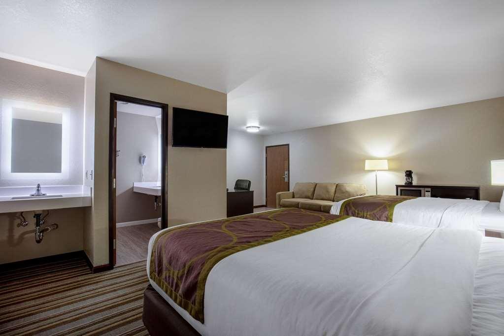 Hotel Super 8 By Wyndham St. Regis Camera foto